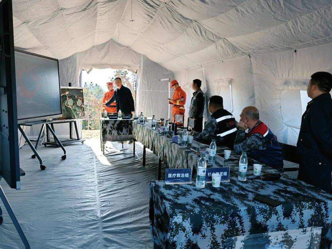 饶市森林消防队伍联训联战活动圆满收官不朽情缘联训砺精兵 联战